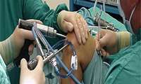 انجام بیش از ۵۰ عمل جراحی سنگین در بیمارستان ولیعصر(عج) تویسرکان