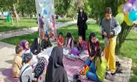 به مناسبت هفته ملی جمعیت کارناوال خودرویی در تویسرکان به راه افتاد