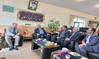 سرپرست جدیدشبکه بهداشت ودرمان تویسرکان با فرماندار دیدار کرد